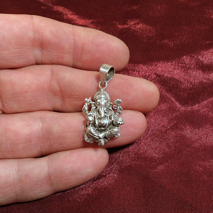 Ciondolo etnico in argento 925 GANESH - ARIPURA