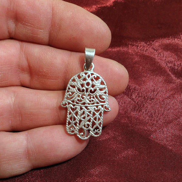 Ciondolo mano di Fatima in argento 925 - BASNA