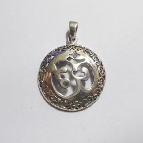 CIONDOLO OM in argento 925