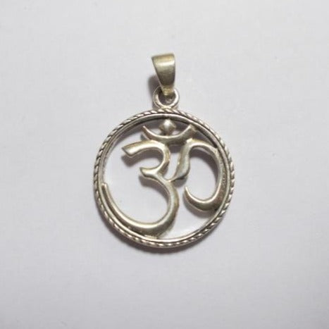 CIONDOLO OM in argento 925