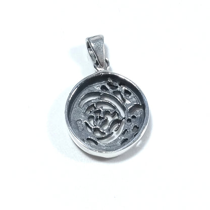 Ciondolo etnico in argento 925 con OM - Aum Mantra