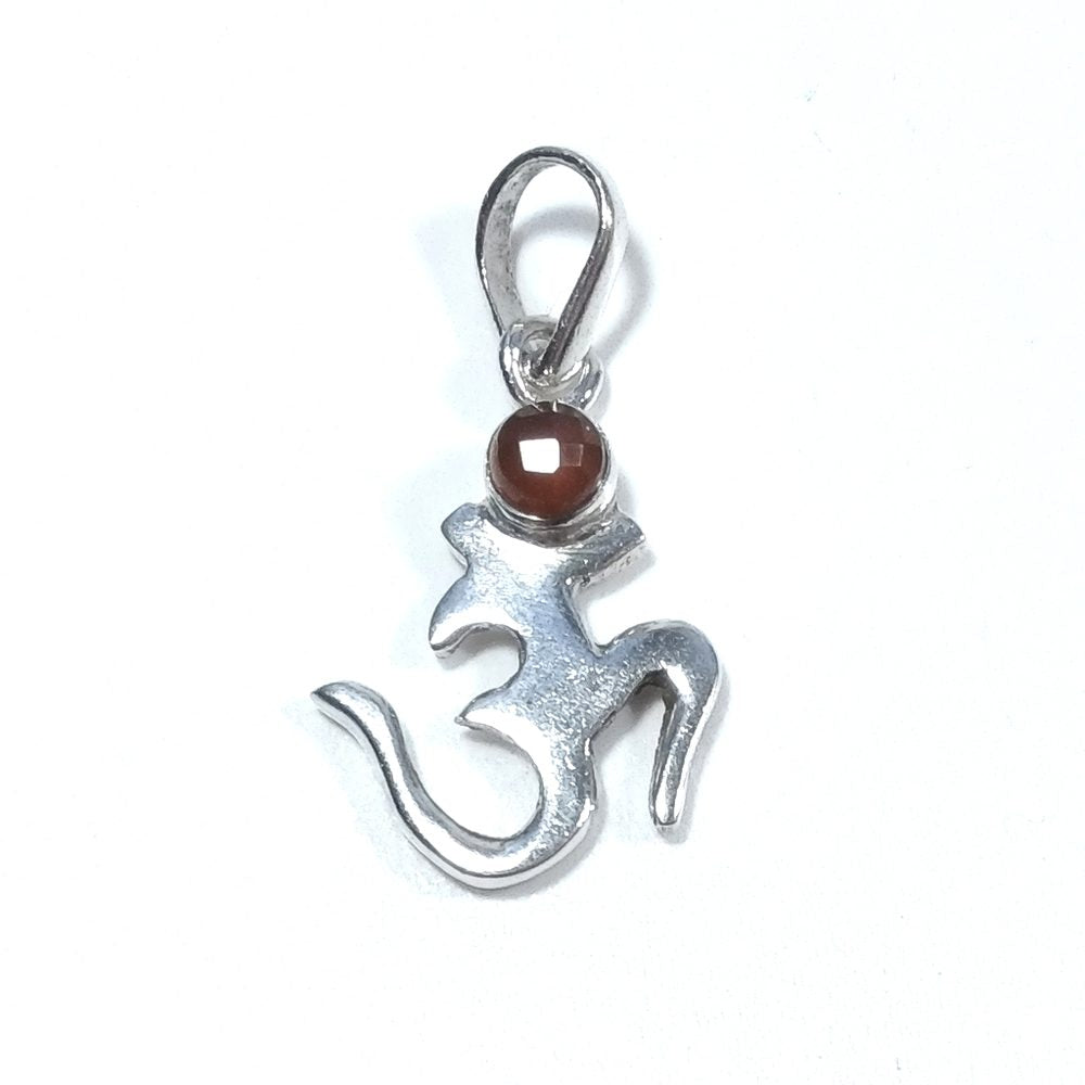 Ciondolo ETNICO in argento 925 con OM - AUM Mantra Corniola | GIOIELLI IN ARGENTO