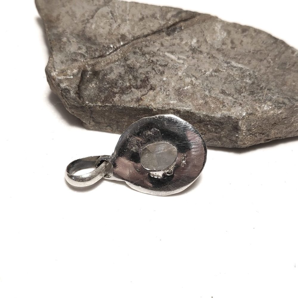 CIONDOLO pietra di luna - argento 925 ovale
