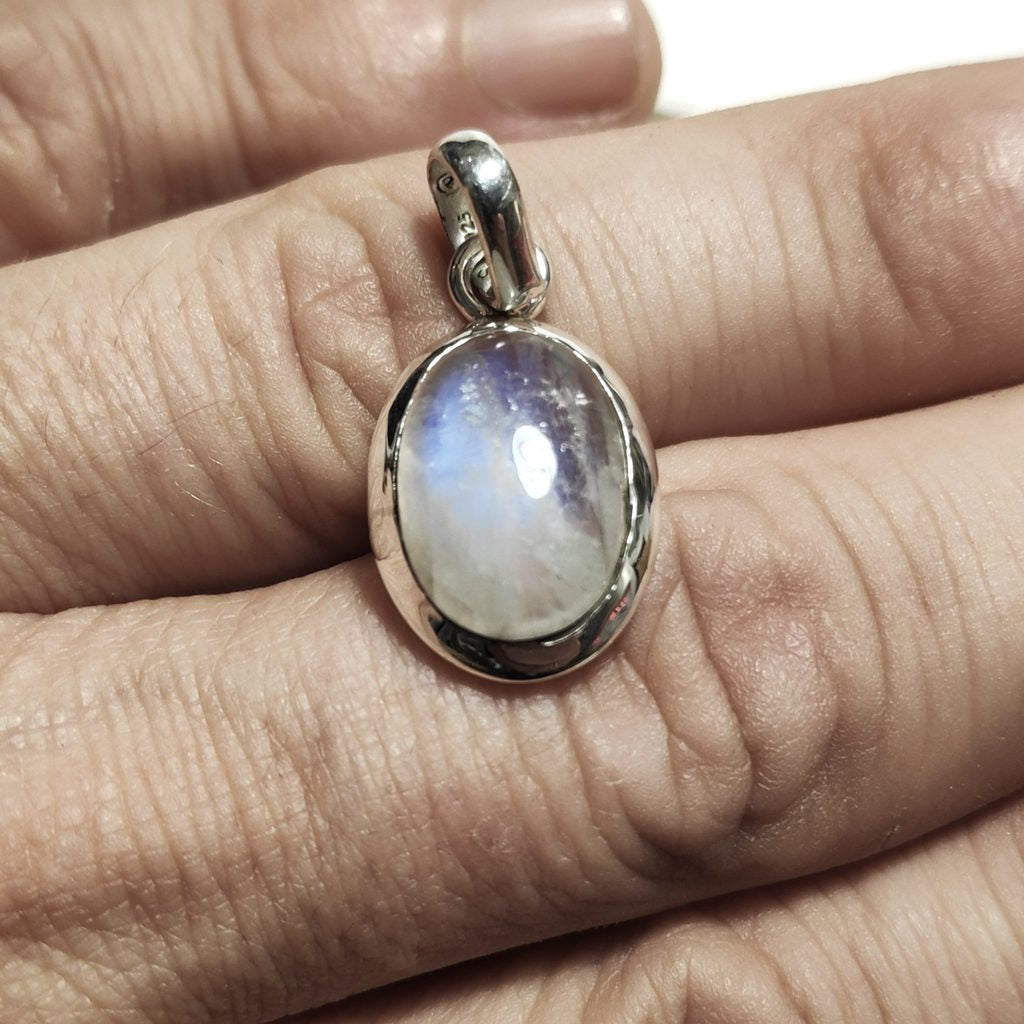 CIONDOLO pietra di luna - argento 925 ovale