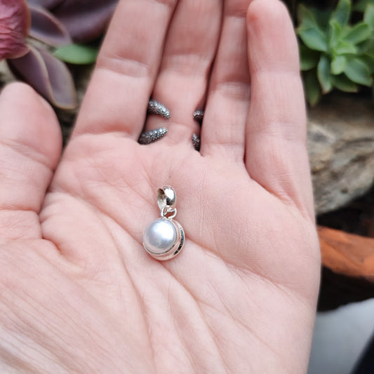 Ciondolo RATI con pietra PERLA in argento 925 Ciondolo artigianale