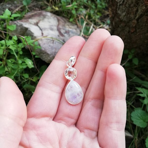 Pietra di luna arcobaleno naturale bianco da 12,18 ct, taglio ovale, trasparente Pietra di luna arcobaleno naturale bianco da 12,18 ct, taglio ovale, trasparente