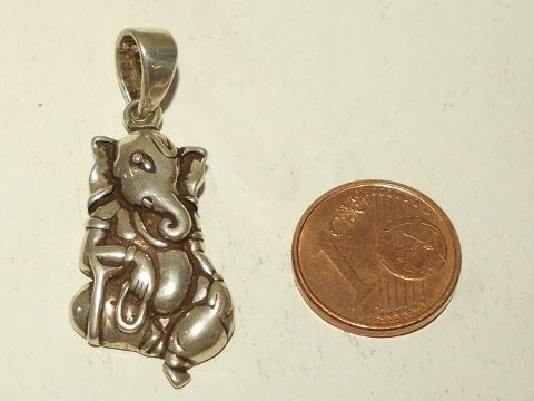 Ciondolo GANESH in argento 925 seduto – immagine2