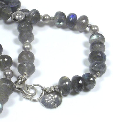 COLLANA ETNICA con pesce d'argento e LABRADORITE sfaccettata – immagine3