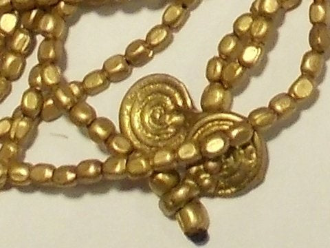 Collana in ottone Naga – immagine2