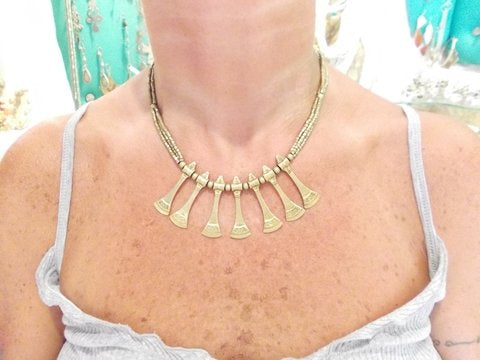 Collana in ottone Naga