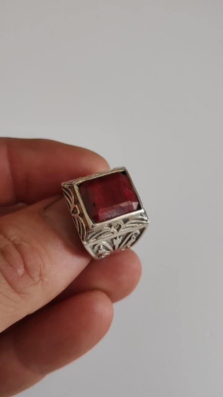 Anello da Mignolo in argento 925 con Anello SIGILLO radice rubino | GIOIELLI IN ARGENTO