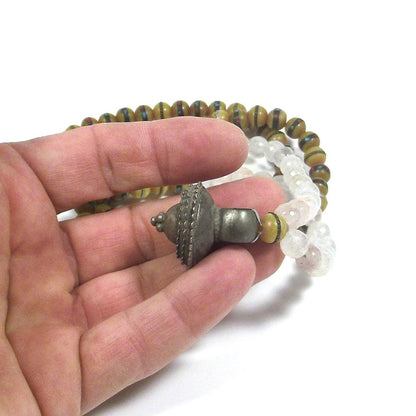 Japa Mala colore ambra e cristallo di rocca - NADHRA – con mano