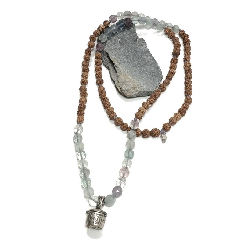 Collana ETNICA | Collana artigianale con FLOURITE e Rudraksha | JAPAMALA