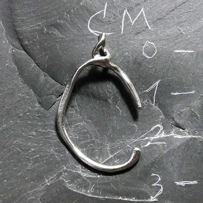 CIONDOLO PERSONALIZZATO in argento 925 con lettera - C