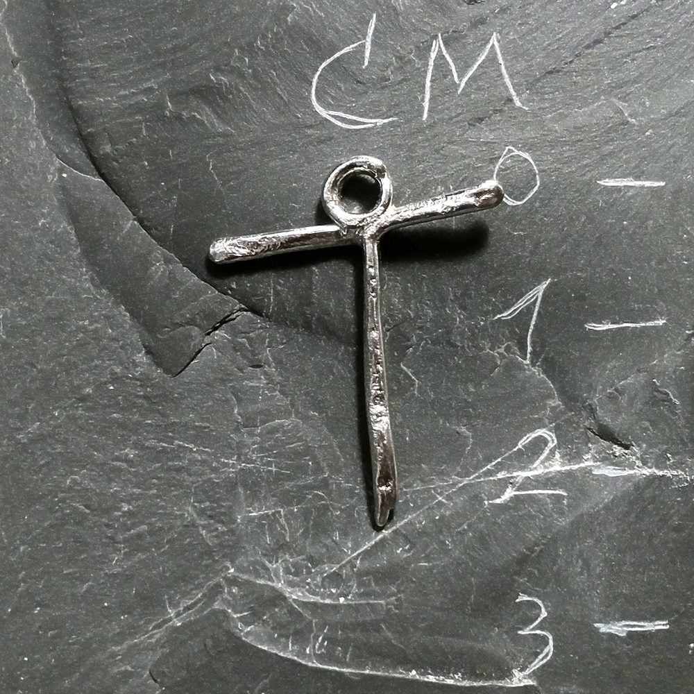 CIONDOLO PERSONALIZZATO in argento 925 con lettera - T