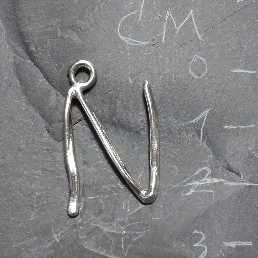 CIONDOLO PERSONALIZZATO in argento 925 con lettera - N