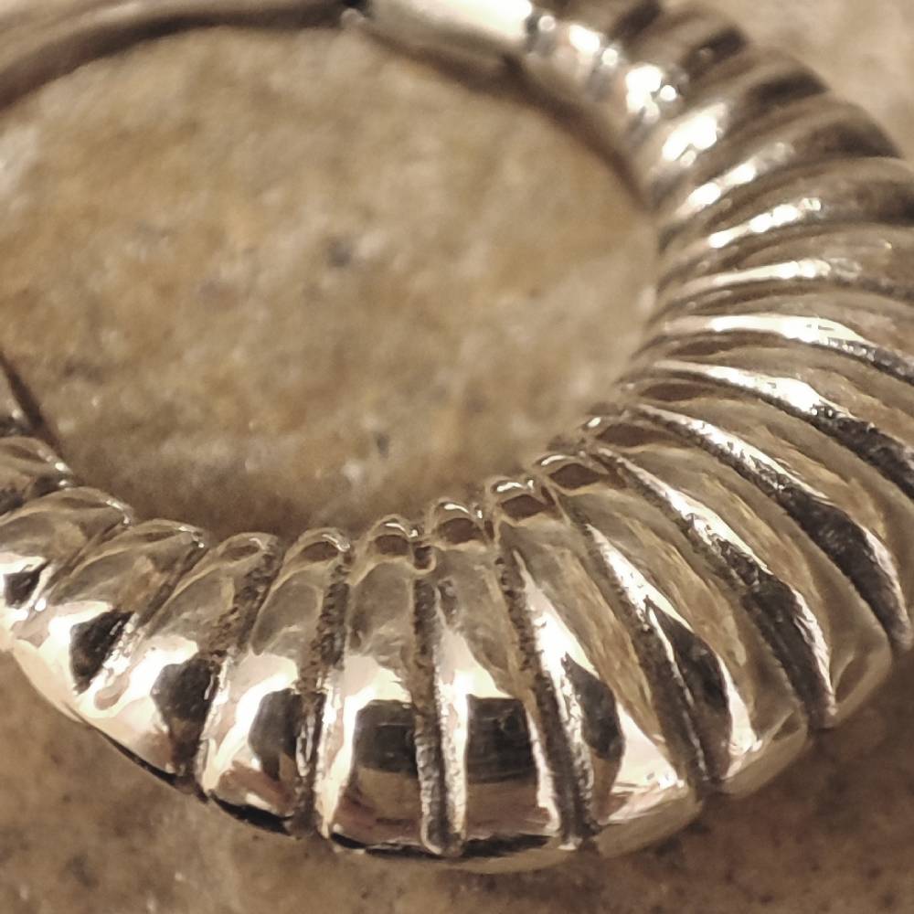 ORECCHINI a cerchio in argento 925 decorati - CHUMUR