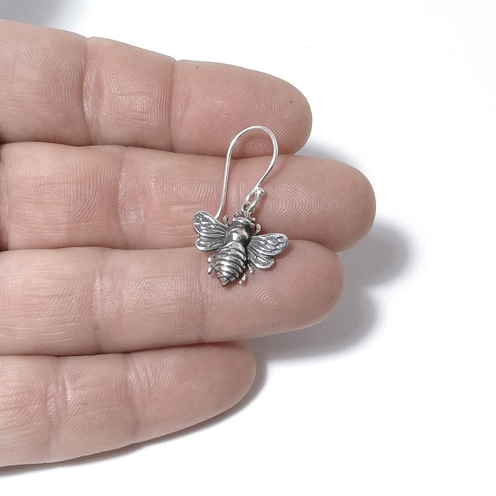 Orecchini APE in argento 925 | l'ape simbolo di prosperità, forza vitale e divina