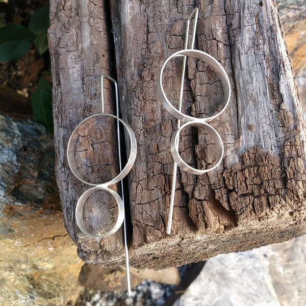 ORECCHINI BANKSY a cerchio ARGENTO satinato artigianali | Campanelle in argento