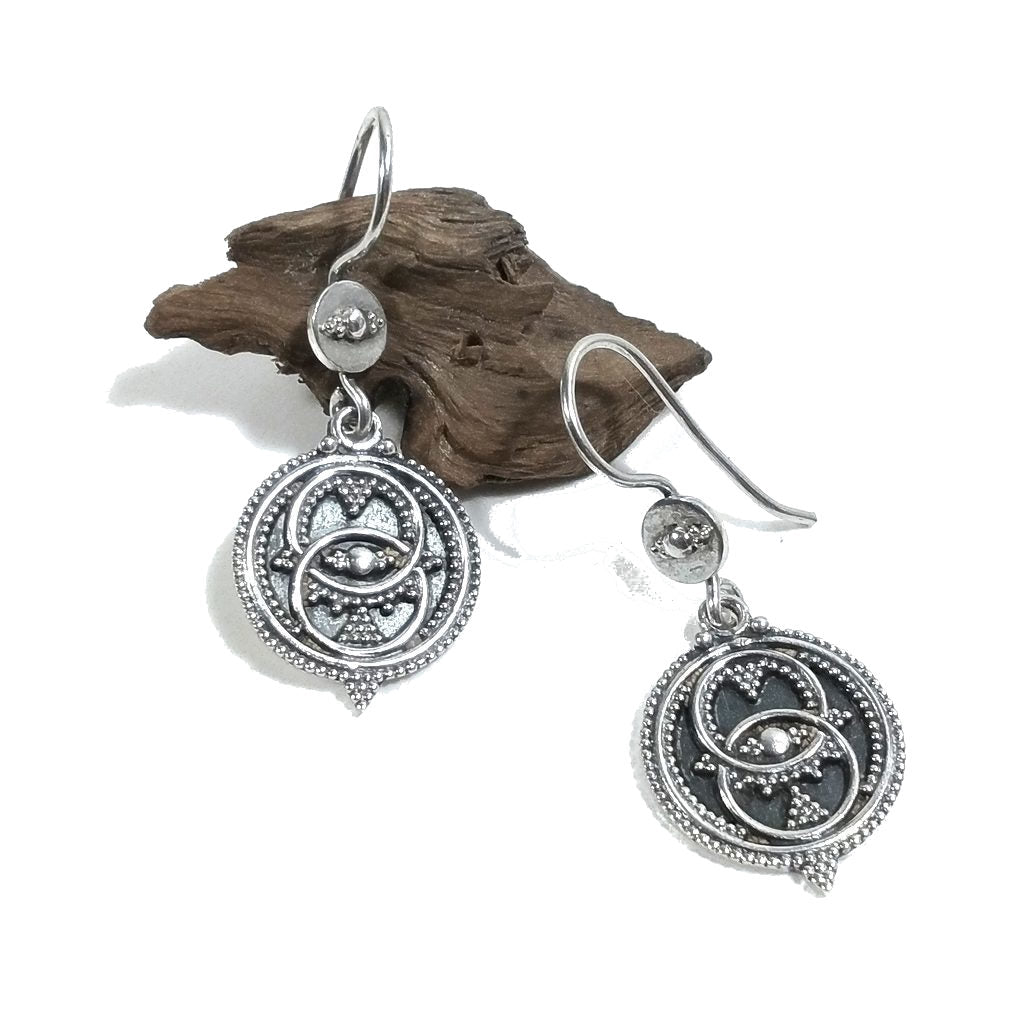 ORECCHINI etnici in argento 925 scudo tondo - GUWHATI
