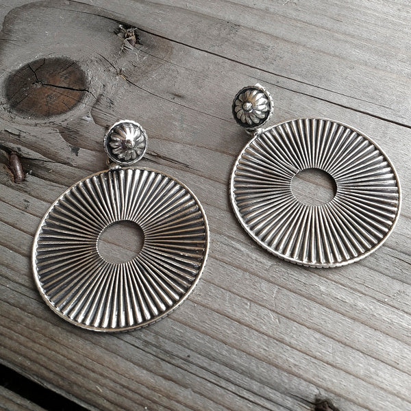 Orecchini in argento 925 a cerchio - GOMTI