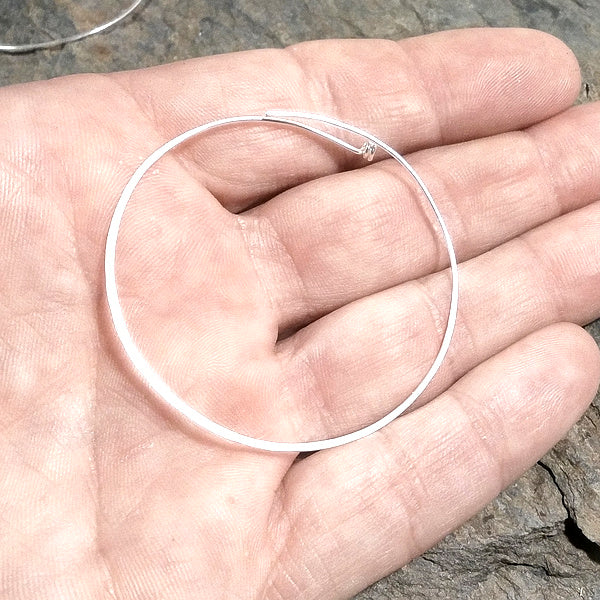 ORECCHINI FAIREY cerchio da lobo argento | Orecchini artigianali