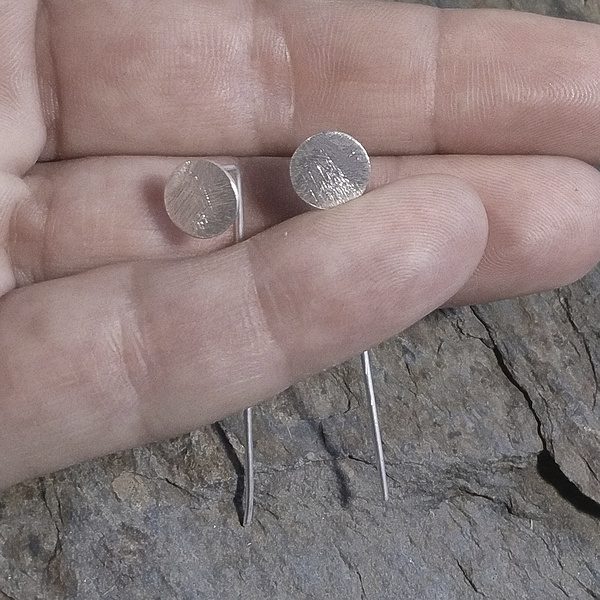 ORECCHINI artigianali in argento satinato - DAZE