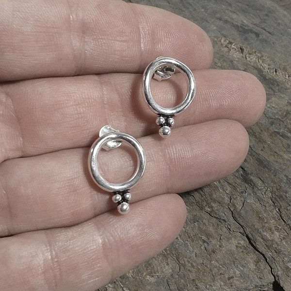 ORECCHINI BHINI da lobo in ARGENTO artigianali | Campanelle in argento – immagine3