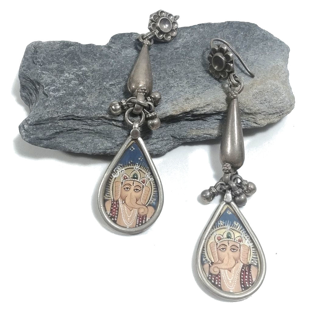 ORECCHINO etnico argento vecchio GANESH | Deccani pitture argento
