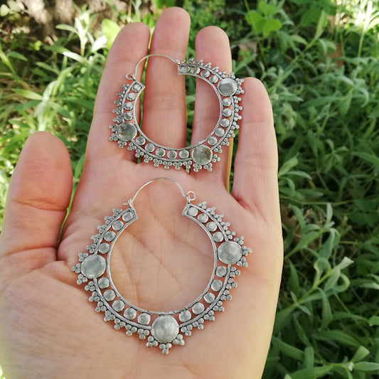 ORECCHINI etnici MAHIKA in ottone senza pietra | ORECCHINI etnici spirale | ilmondodiwit.com