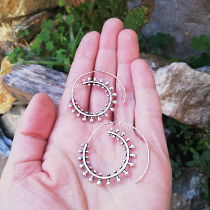 ORECCHINI ETNICI Ottone lucido Orecchini artigianale | Spirale Gypsy
