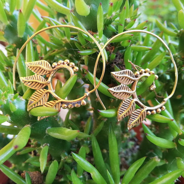 Orecchini etnici in ottone a spirale - SHEFALI