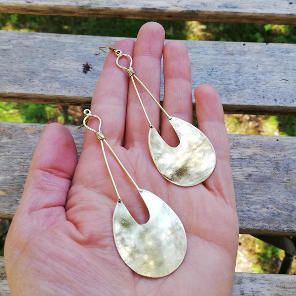 ORECCHINI etnici SHEFALI in ottone senza pietra | ORECCHINI etnici in ottone | ilmondodiwit.com