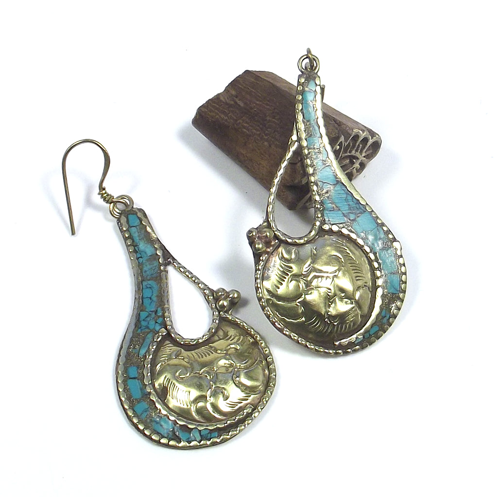 Orecchini tibetani etnici in ottone a foglia - BYAS