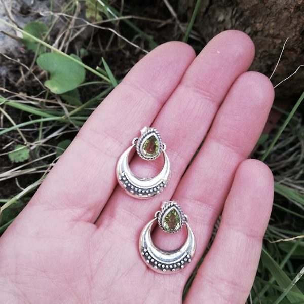 ORECCHINI pendenti LALIMA in argento 925 con pietra | Orecchini argento con PERIDOTO