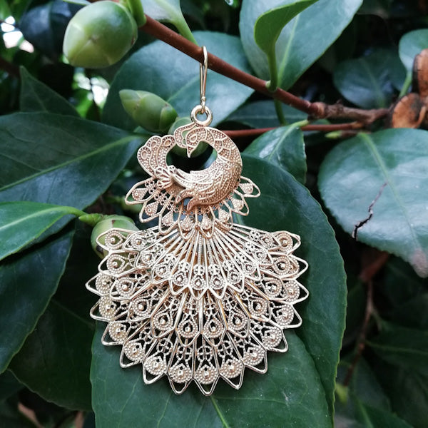 ORECCHINI etnici ARYA in ottone senza pietra | ORECCHINI etnici in ottone | ilmondodiwit.comORECCHINI etnici MAHIR in ottone a forma di PAVONE | orecchini etnici in ottone