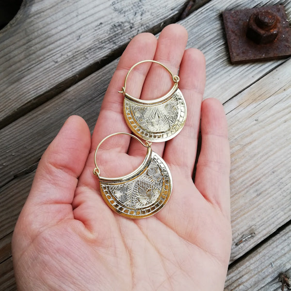 ORECCHINI etnici BHAGYA in ottone senza pietra | ORECCHINI etnici in ottone | ilmondodiwit.com
