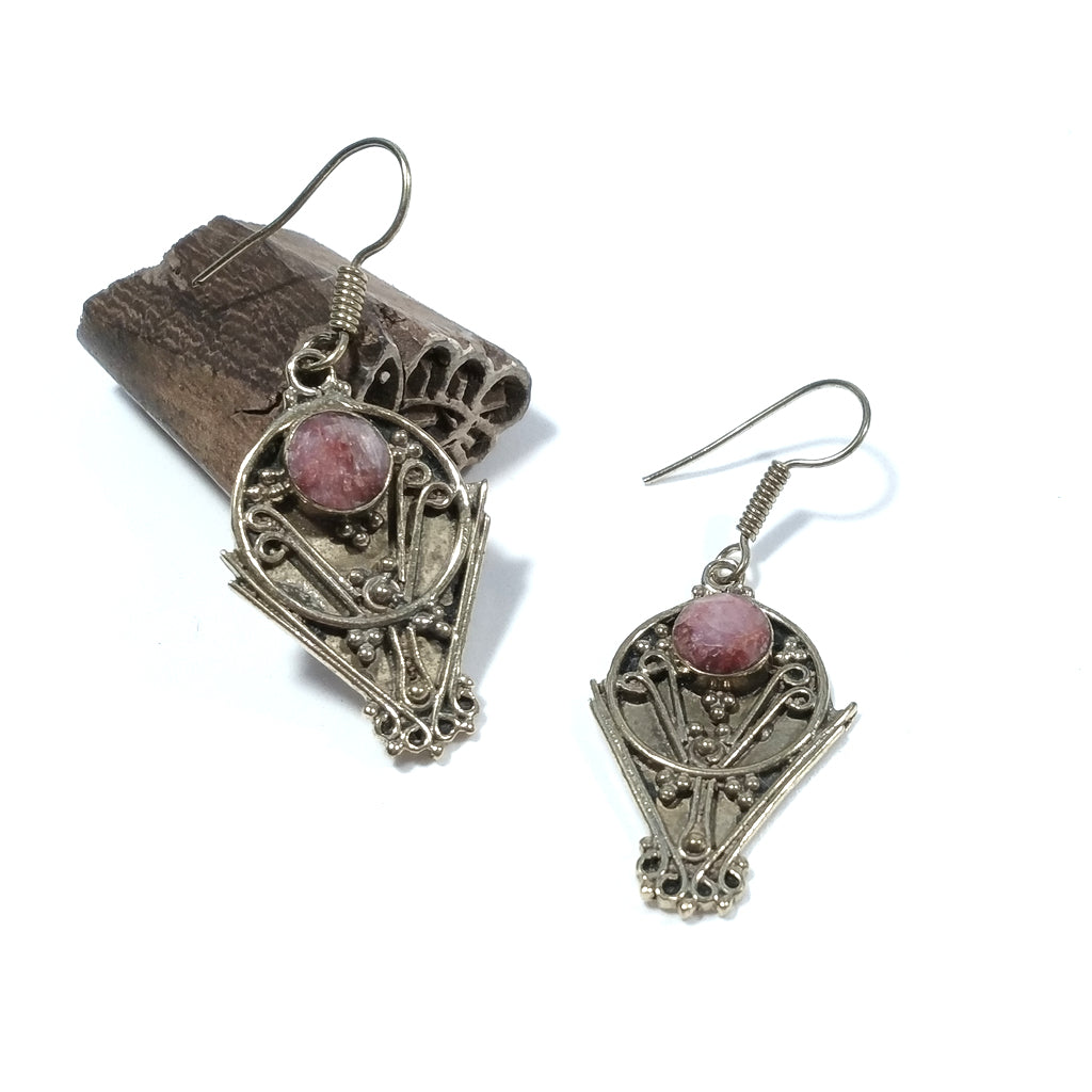 ORECCHINI ETNICI Ottone lucido ORECCHINI Radice di Rubino | ETNICO