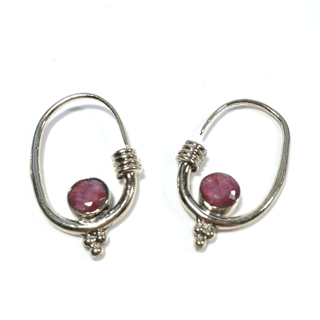 ORECCHINI ETNICI Ottone lucido ORECCHINI Radice di Rubino | ETNICO