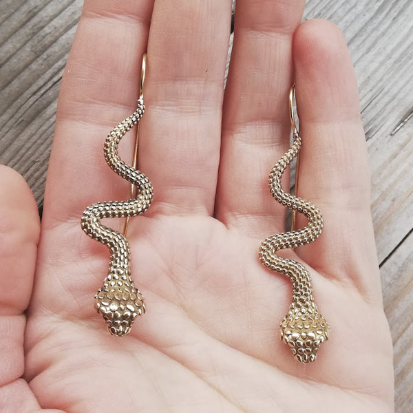 Orecchini etnici in ottone con serpenti - JIGISH
