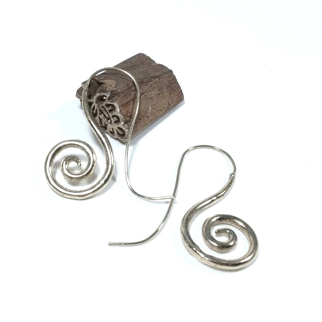 ORECCHINI ETNICI Ottone lucido ORECCHINI | Spirale