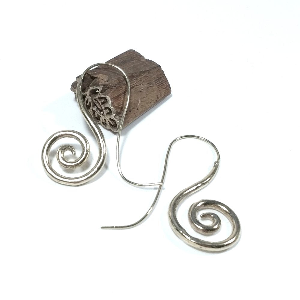 ORECCHINI ETNICI Ottone lucido ORECCHINI | Spirale