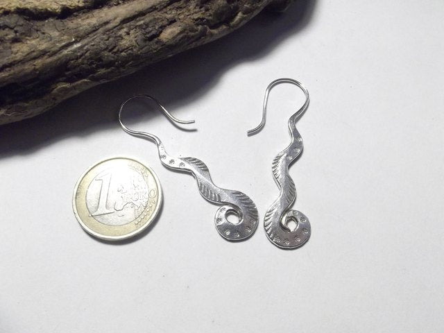 ORECCHINI etnici in argento 925 SPIRALE lunga KAREN – immagine2