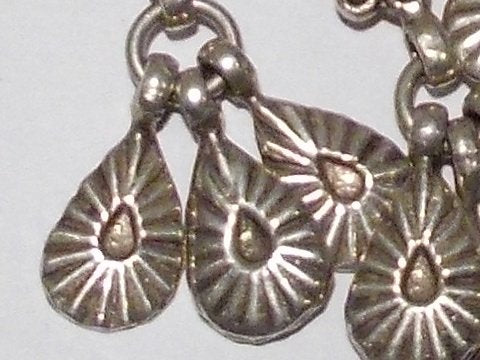 Orecchini etnici in argento antico - LIMI – immagine6
