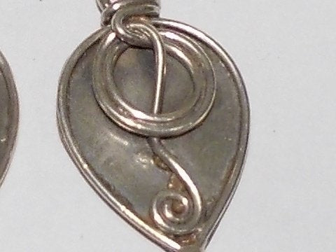Orecchini etnici in argento antico - NANPARA – immagine6