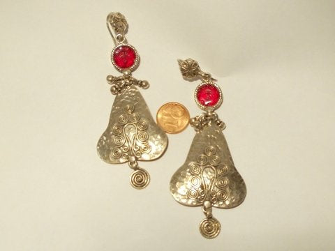 Orecchini etnico in argento antico - ROSSO – immagine2