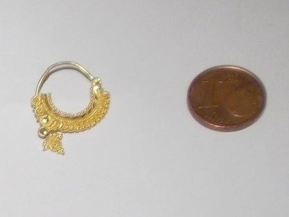 Orecchino da naso a cerchio in oro 18 carati – immagine2