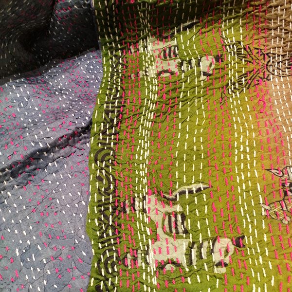 Sciarpa KANTHA con tessuti vintage misto seta ricamo a mano - verde
